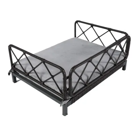 25" Wicker Pet Bed, Outdoor Indoor
