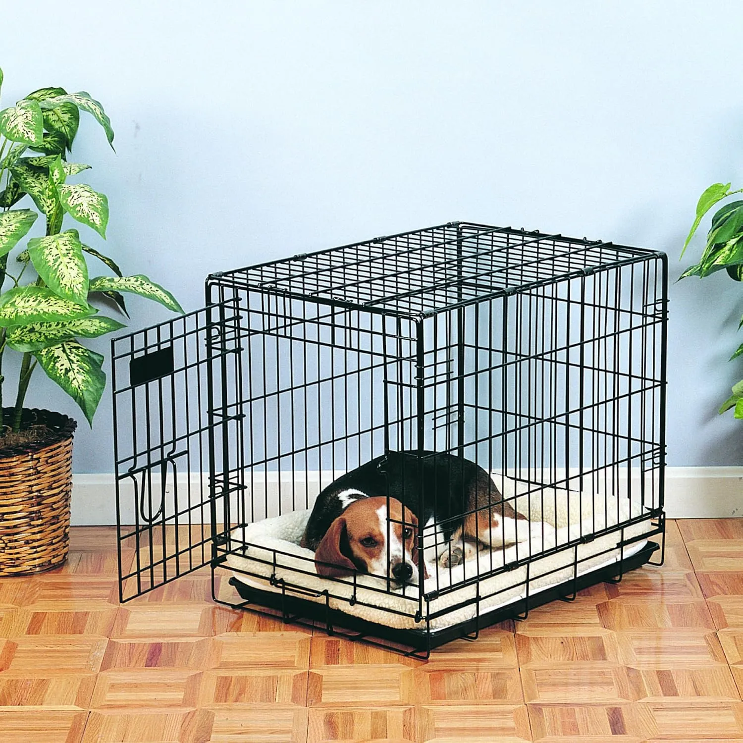 Sherpa Crate Pet Bed with Bumper-Style Cushioning for Comfort in Crate