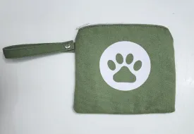 Small Green Dog Treat Pouch for Training for pet parents- Portable Puppy snack bag for treat for walking or hiking with zipper closure and waterproof lining and strap to waist belt loop or leash